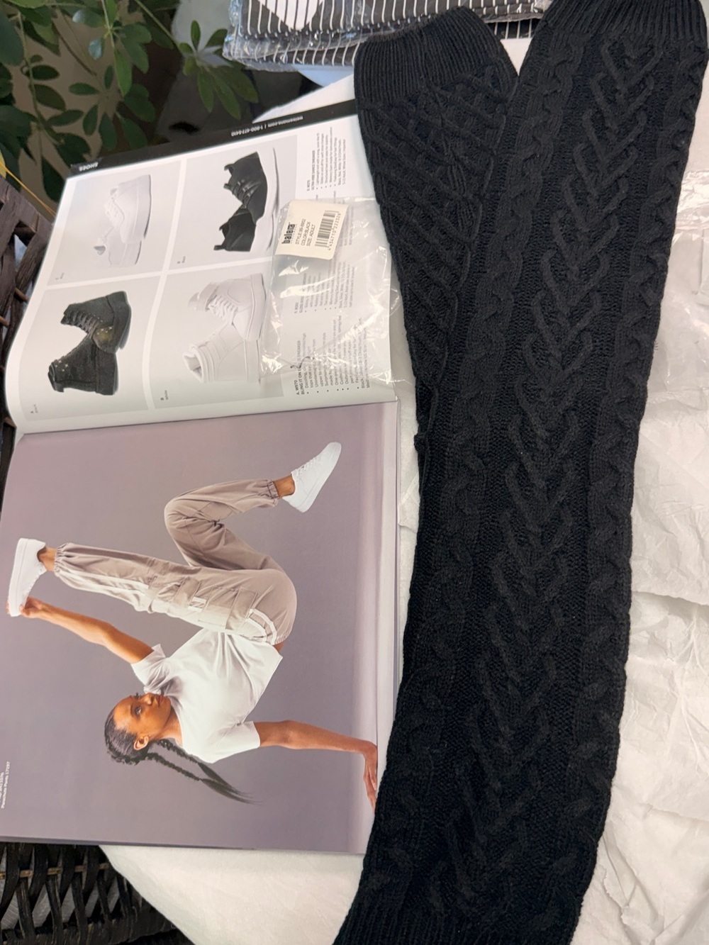 Brand new FRESH OUT OF PACKAGING SEXY Knit Cable Leg Warmers - BLACK 🖤
